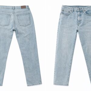 GAP Women's Light Blue Straight Leg Jeans